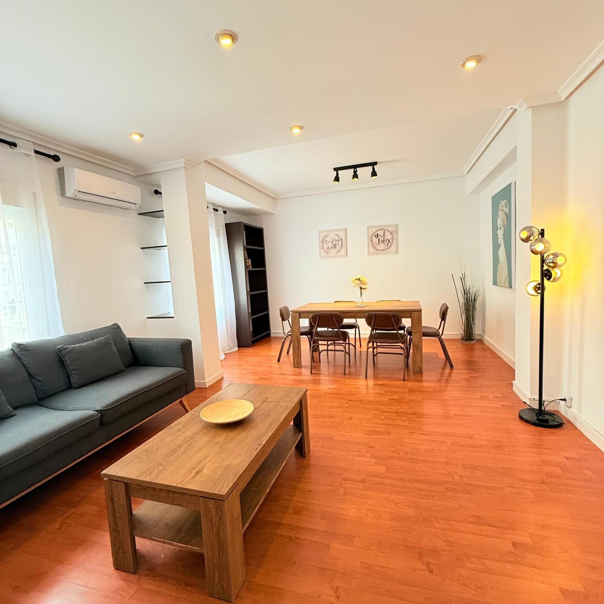 Travel Habitat Mestalla Βαλένθια Εξωτερικό φωτογραφία